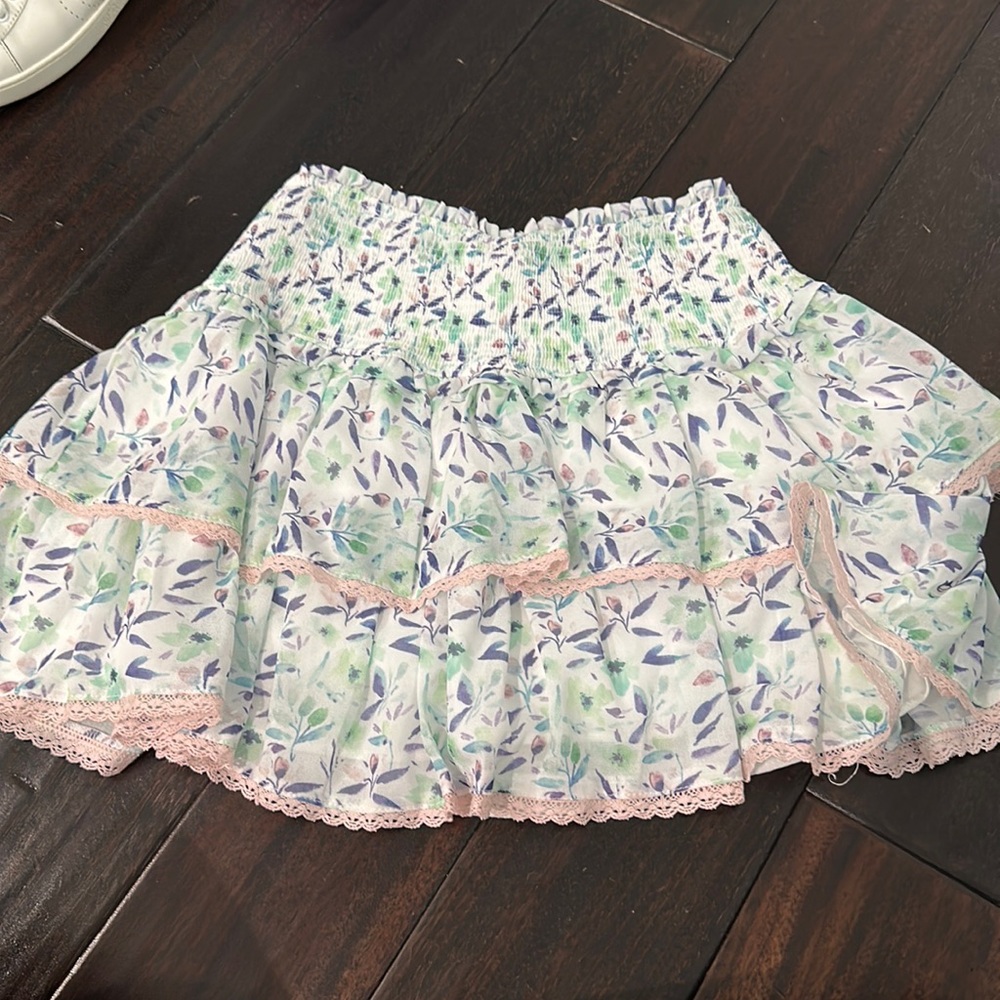 super cute never worn skirt